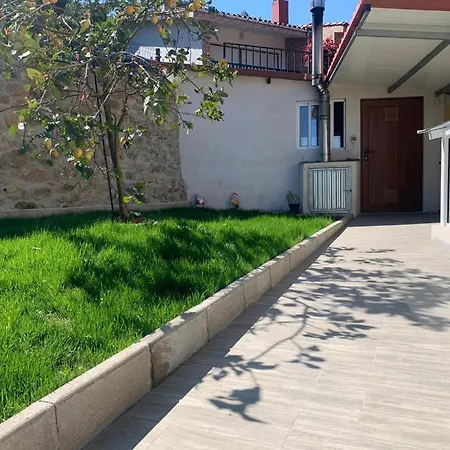 Casa La Barria * 努埃瓦德兰斯